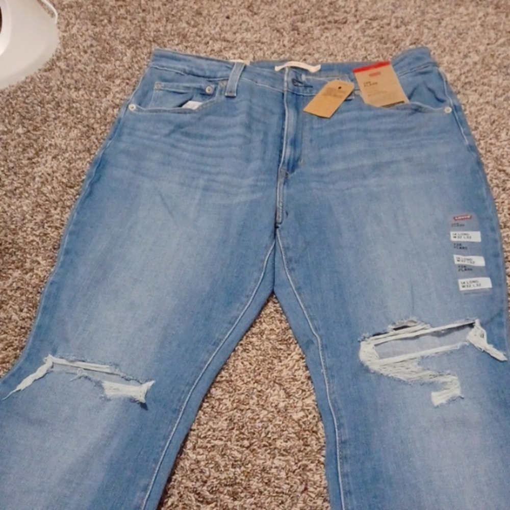 Flare ripped jeans never wore